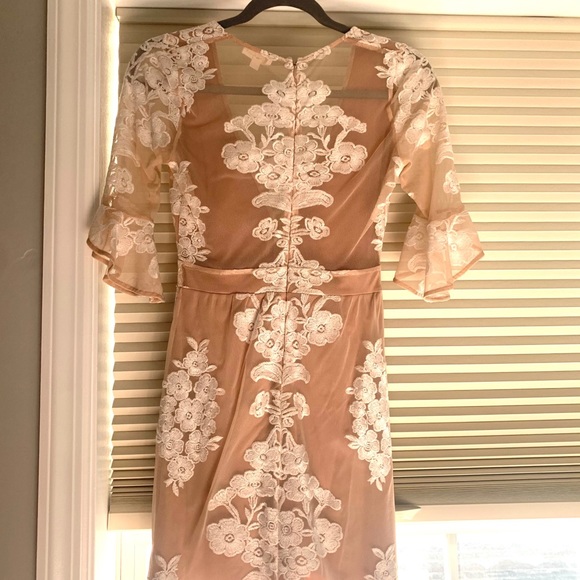 For love and lemons dress - Picture 3 of 3
